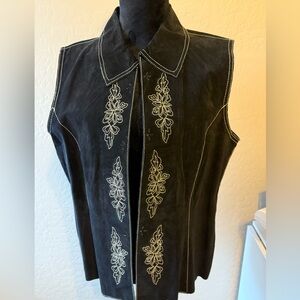 Coldwater Creek Black Suede Leather Vest with Cream Embroidery Sz L. Exl Cond.